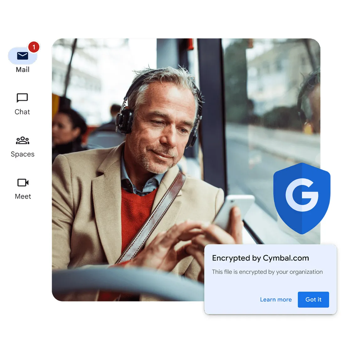 Ein Mann nutzt sein Smartphone in einem Bus, während eine Benutzeroberfläche die Sicherheitsfunktionen der App anzeigt. Ein Schutzschild-Symbol und eine Benachrichtigung verdeutlichen, dass die Daten durch die Organisation verschlüsselt sind.