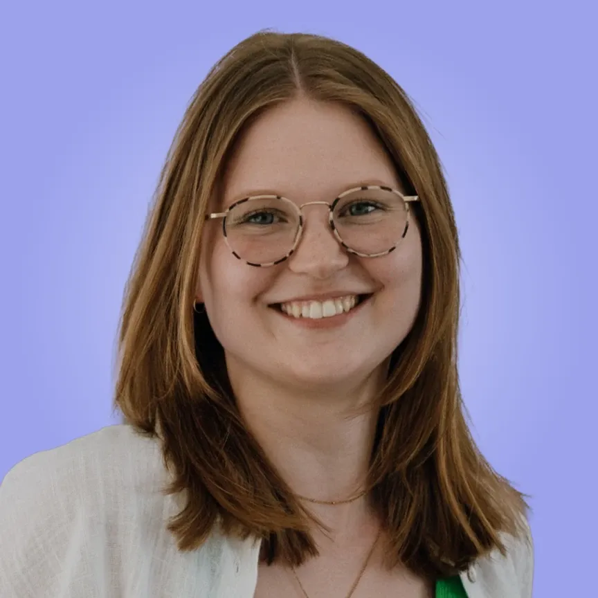 Portrait von Lara Bonn