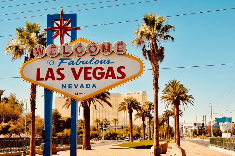 Foto vom Eingang von Las Vegas mit Stadtschild